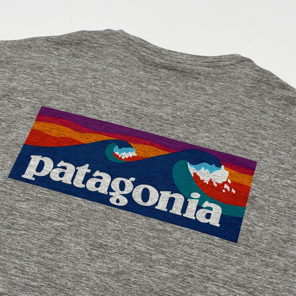 Patagonia Capilene Cool Daily Graphic Shirt Mens Medium Grey Wave Performance